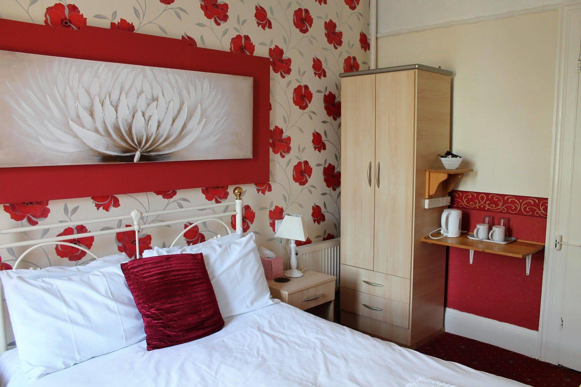 Heathcliff House B&B Exclusively For Adults Free Large Carpark Torquay Exteriér fotografie