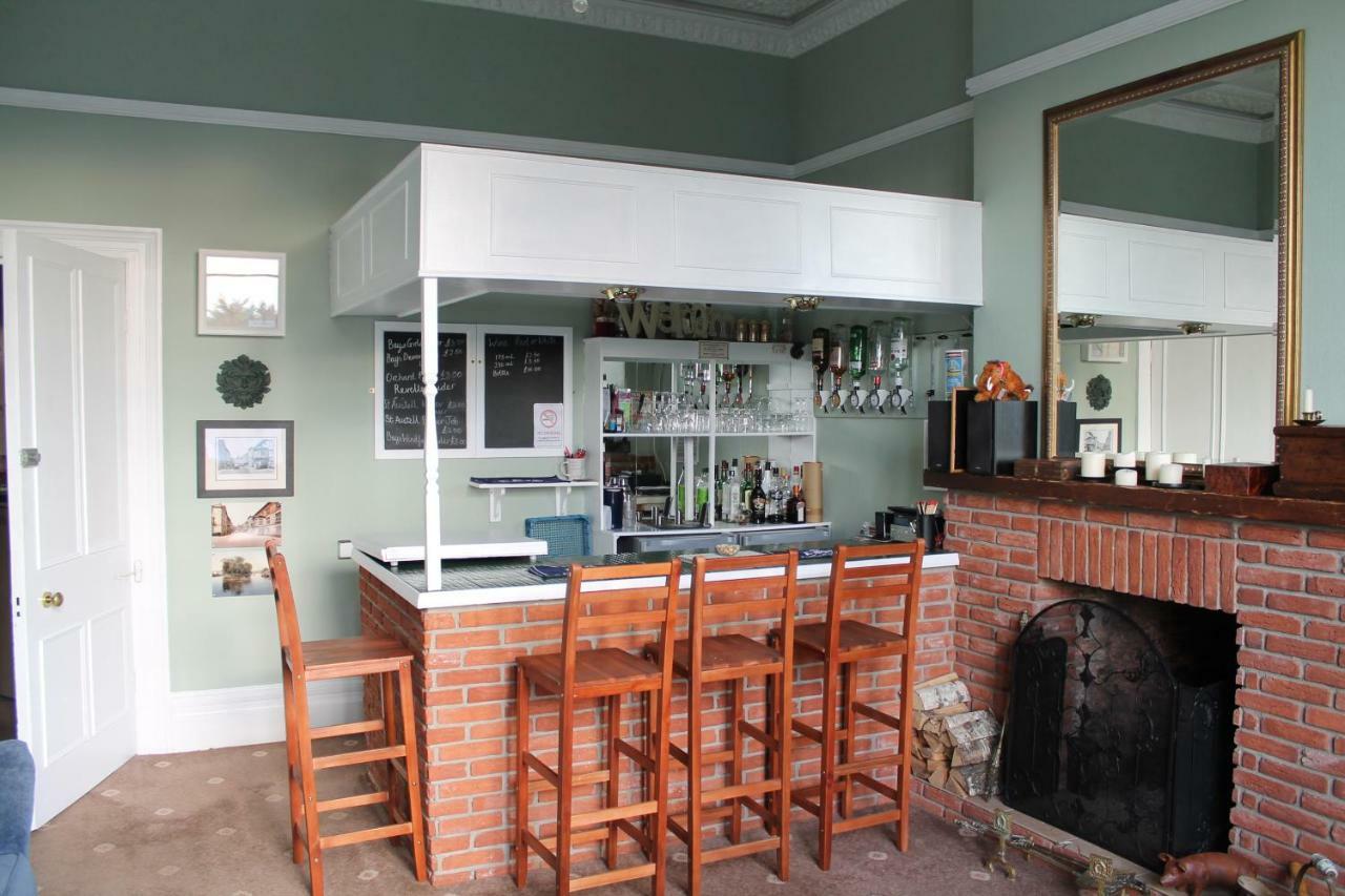 Heathcliff House B&B Exclusively For Adults Free Large Carpark Torquay Exteriér fotografie